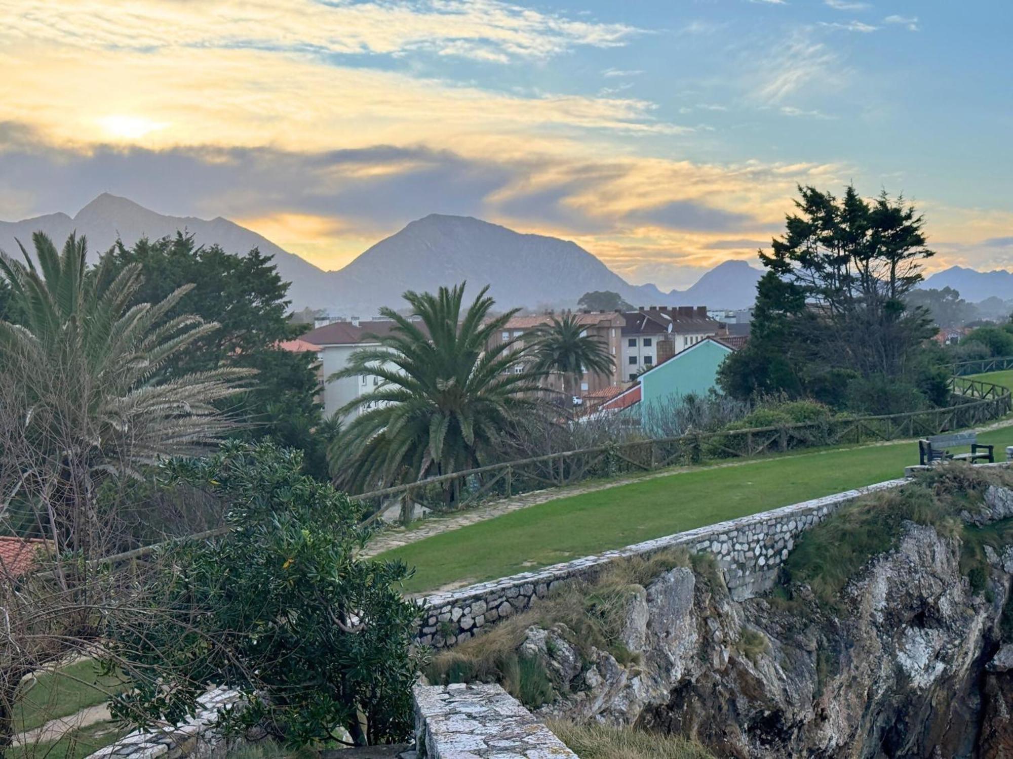 Apartamento Penaquinera En Llanes Esterno foto
